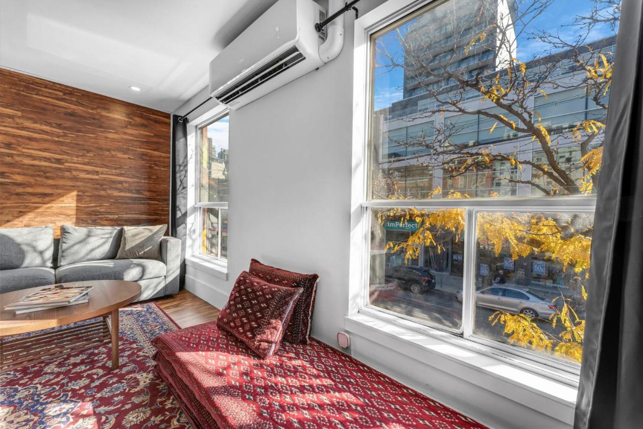 Amazing Fully Renovated Apartment On Queen St. 多伦多 外观 照片