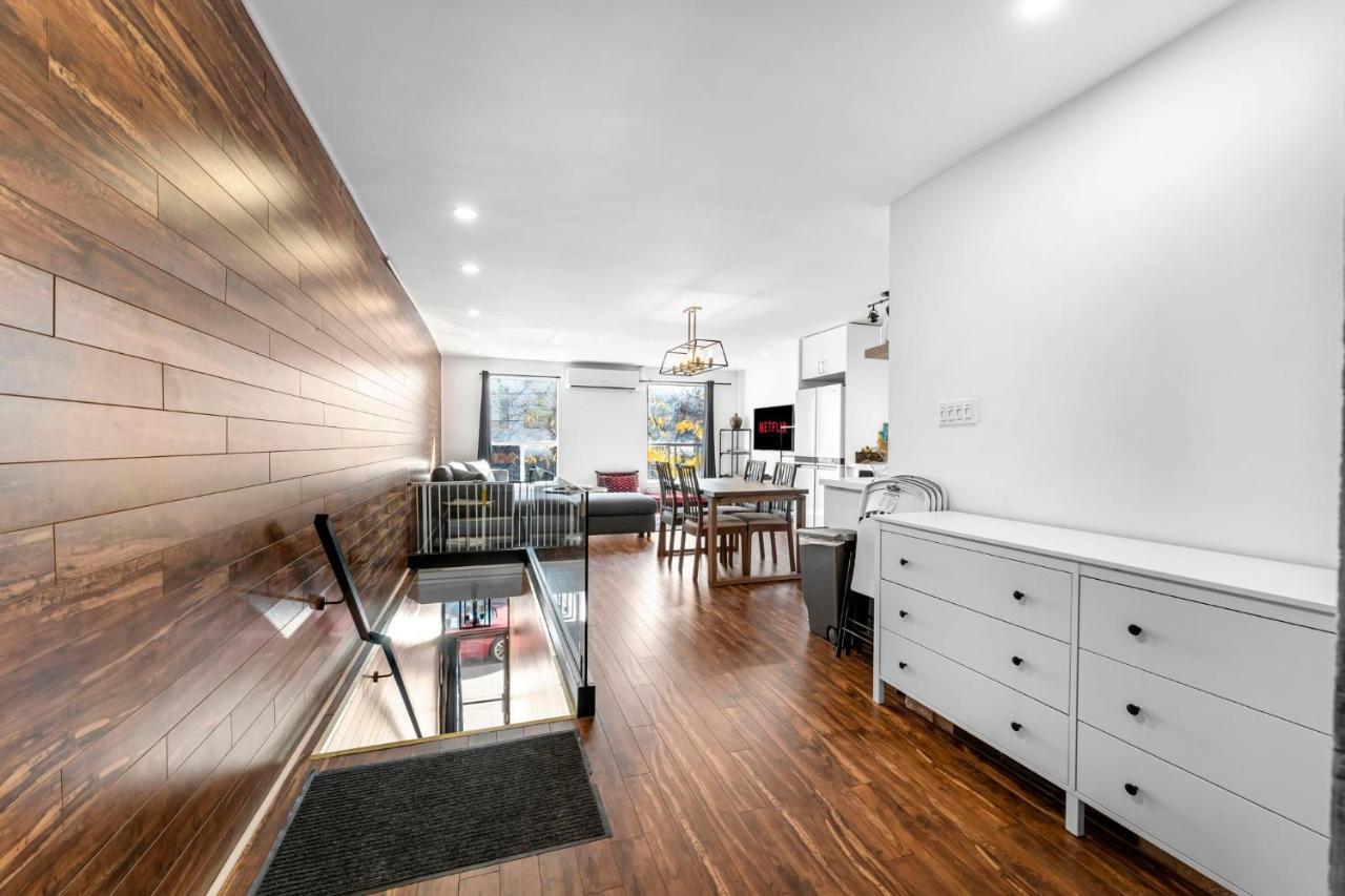 Amazing Fully Renovated Apartment On Queen St. 多伦多 外观 照片